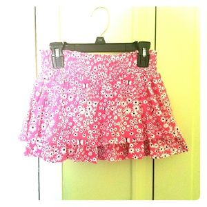 Mini pink floral skort. Size 7/8.